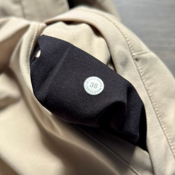 Lululemon Men's Commission Pant Classic 34" *Warpstreme - Tan - Picture 6 of 8